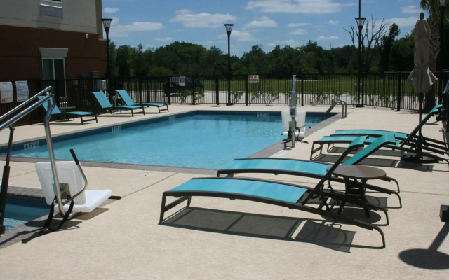 Candlewood Suites College Station At University by IHG