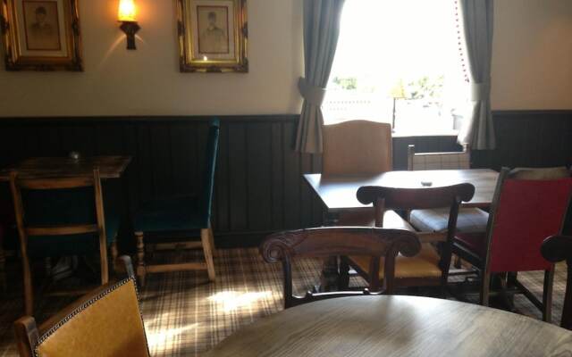 The Crown Pub, Dining & Rooms