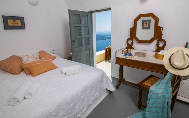 Azure Villa Santorini