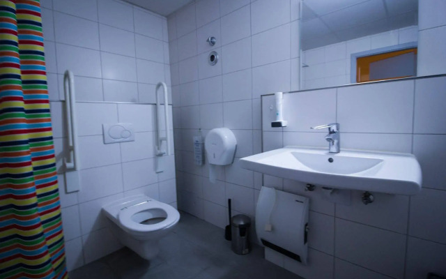 Gaestehaus Kaiserpassage - Hostel