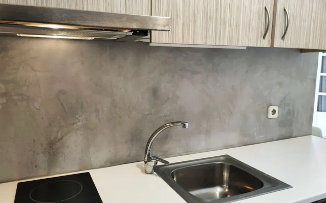 Aelia Apartments