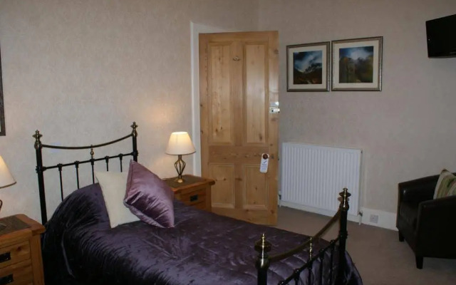 Invernevis Bed  Breakfast