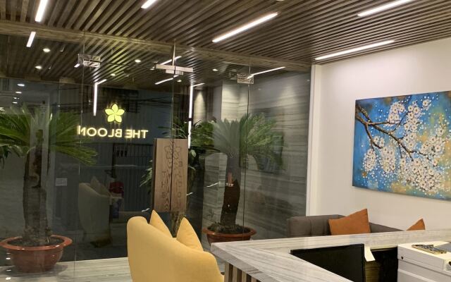 The Bloom Pham Viet Chanh - Modern Living Space in Saigon - A Top Choice for Western Travelers