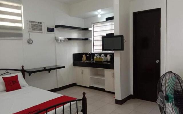 RedDoorz near De La Salle Dasmarinas Cavite