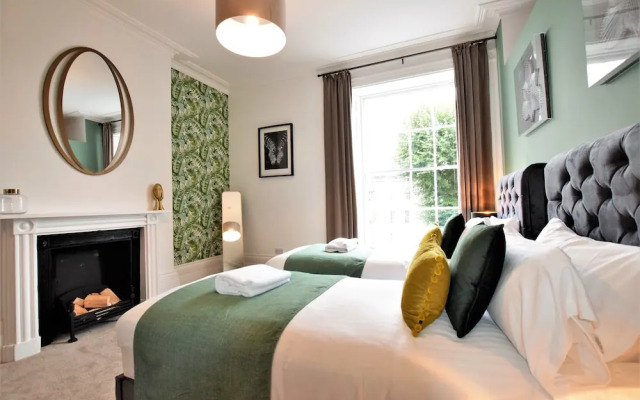 Frederick Place Your Apartment