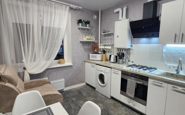 Аполион на улице Набережная 19а