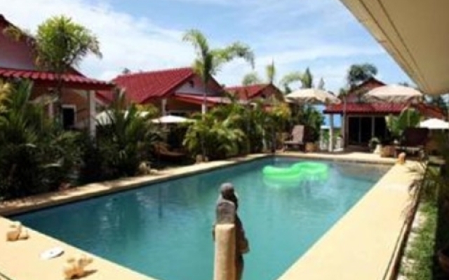 Sanuk bungalows
