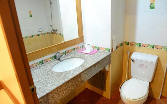 P72 Hotel Walking Street Pattaya