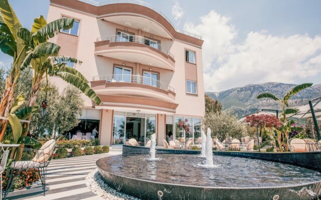 Sole Luna Hotel