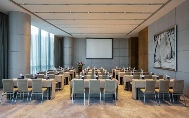 Crowne Plaza Huizhou by IHG