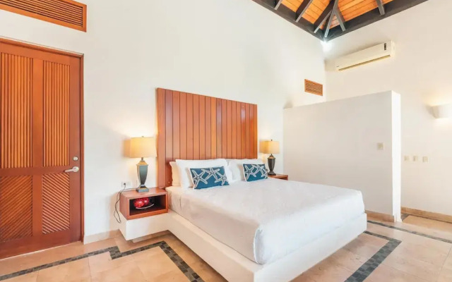 Tranquil Bungalow w Pool at Green Village Ca