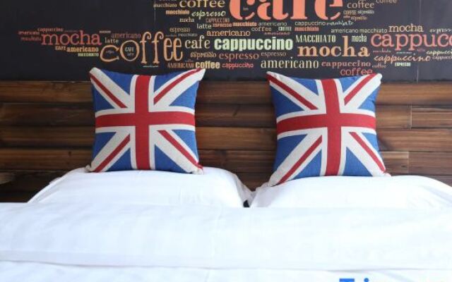 Wiseman Travel Theme Hotel