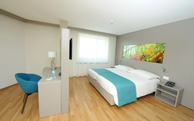 Aquatis Hotel