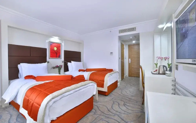 Marathon Hotel