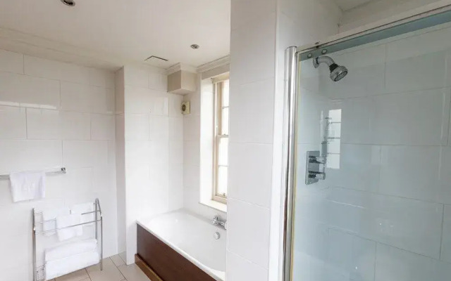 Fletcher's Restaurant Bar & Rooms