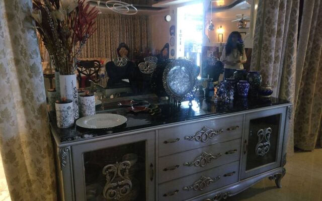 Room in Condo - 'mount View Double-bed' By Aparna Bienvenue !