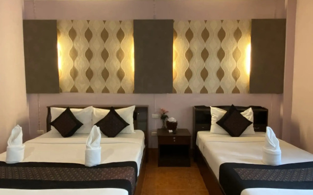 Khaolak Grand City