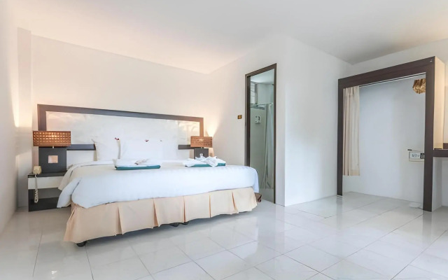 On The Hill Karon Resort