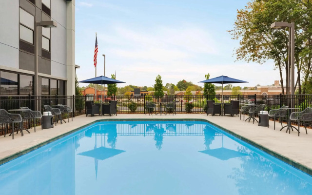 Hampton Inn Starkville