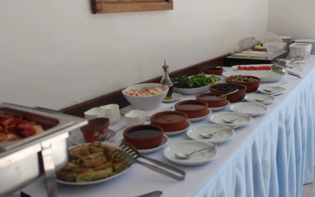 Oya Boutique Hotel & Suites