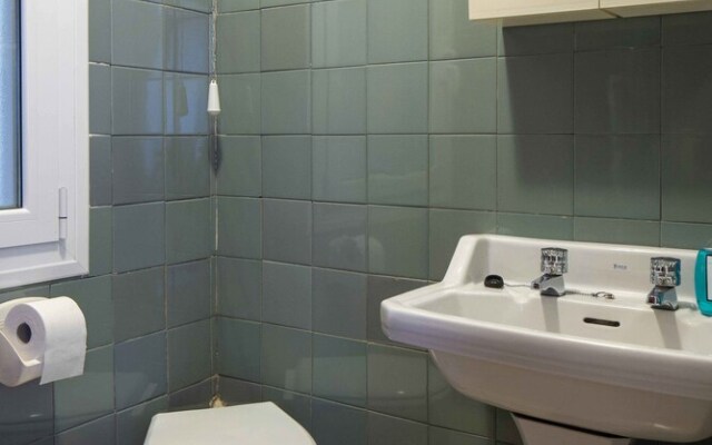 CONNECTION 2 Apartment by Aston & Wolf