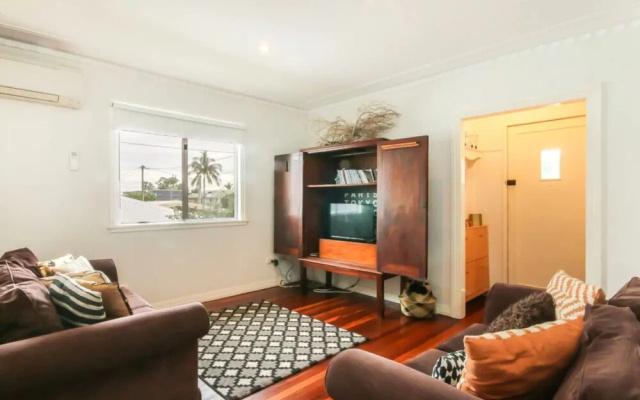 Homely Pembroke On The Park Cottage – Guest Rooms – Brisbane