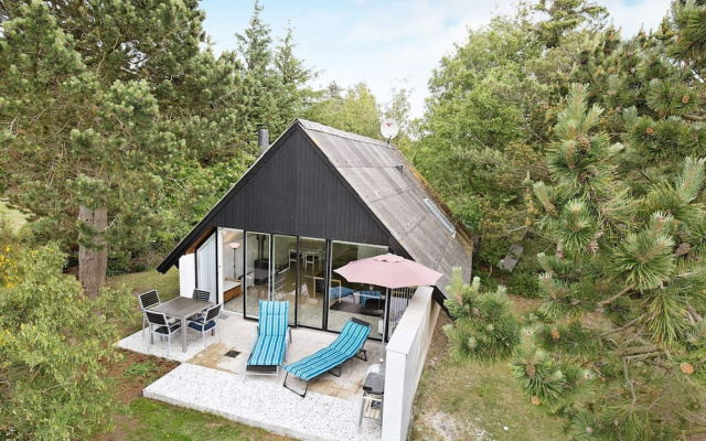 Quaint Holiday Home in Sjaellands Odde near Sea