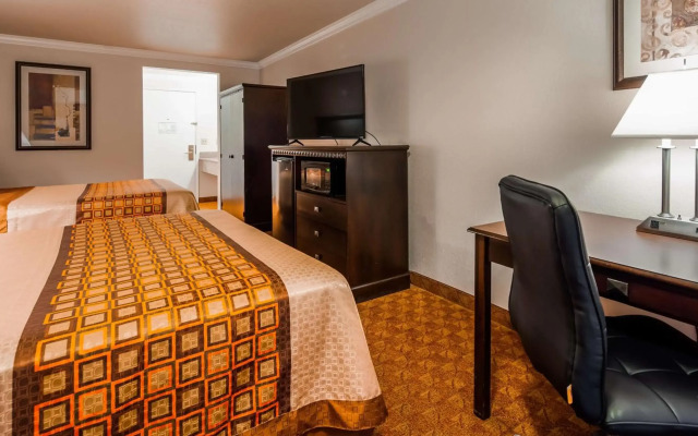 Lompoc Valley Inn & Suites