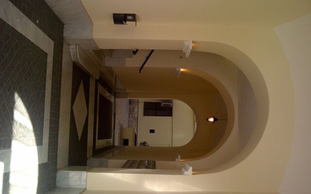 Cesar Vatican Rooms