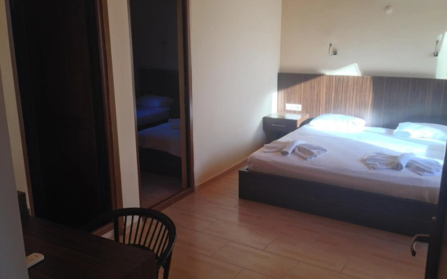 Kutle Hotel