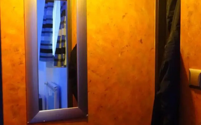 Apartament Neon