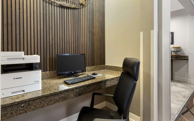 Best Western Plus Albert Lea I-90/I-35 Hotel