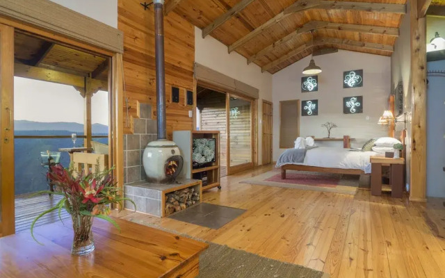 Cliffhanger Cottages