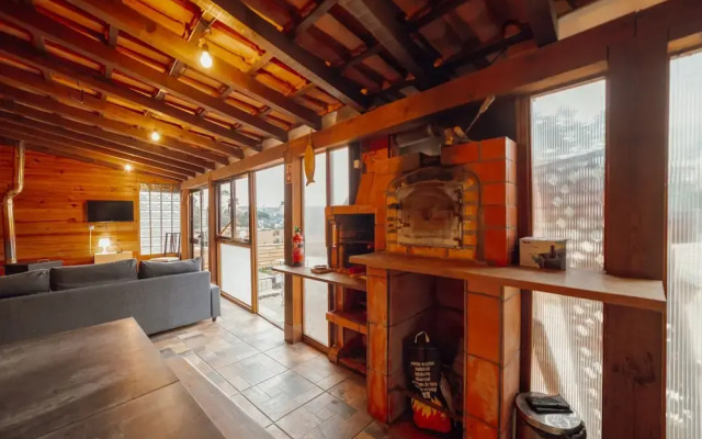 Porto Window Terrace Jacuzzi House by Vacationy