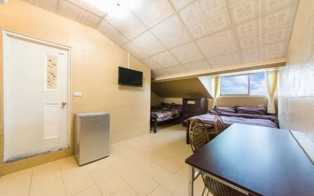 Red Crown Jacana B&B