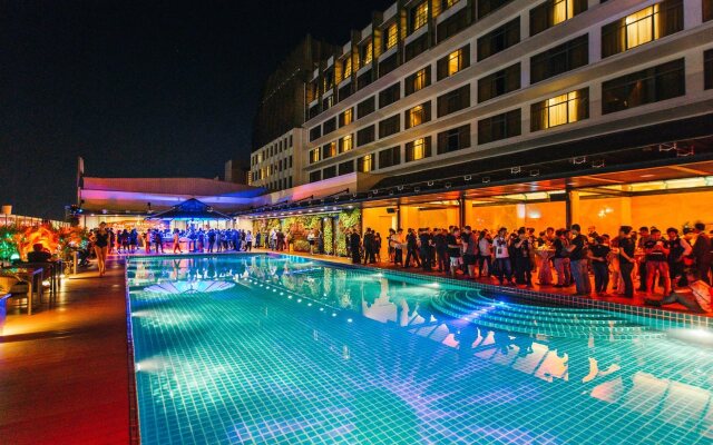 NagaWorld Hotel & Entertainment Complex