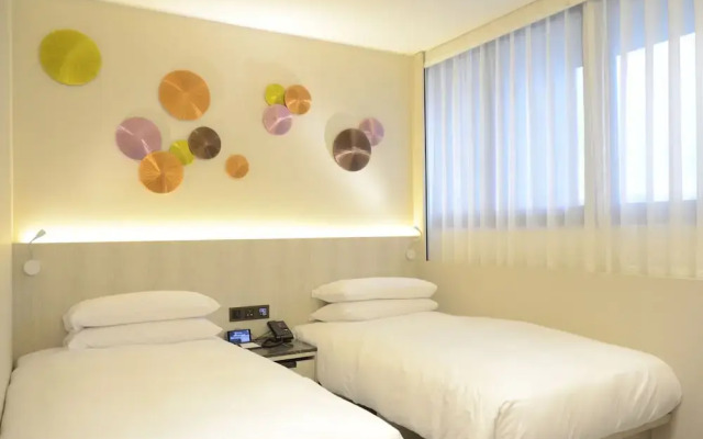 Royal Jade Boutique Hotel