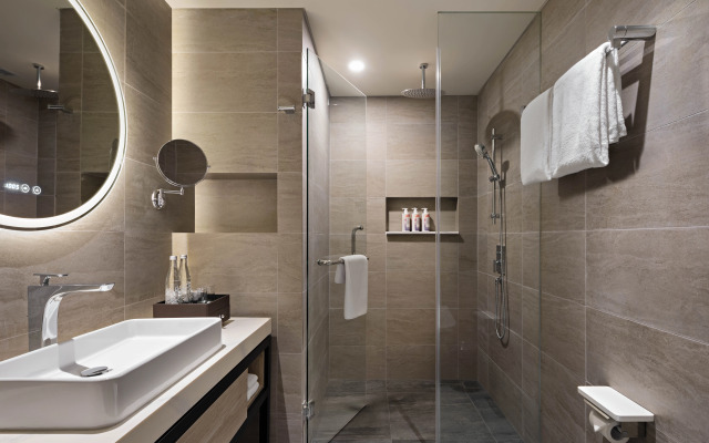 Mövenpick Hotel Jakarta City Centre