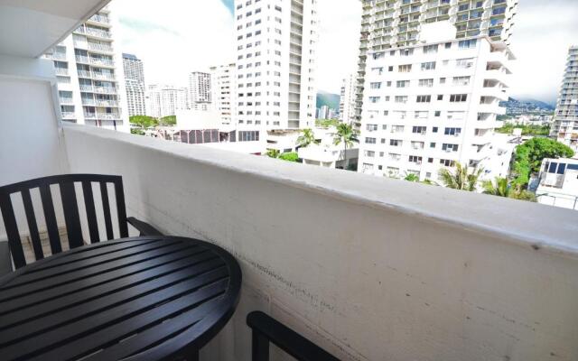 KV804A Prime WAIKIKI Private Apartment