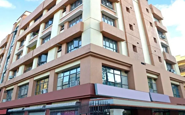 Goroomgo Space Town Kolkata