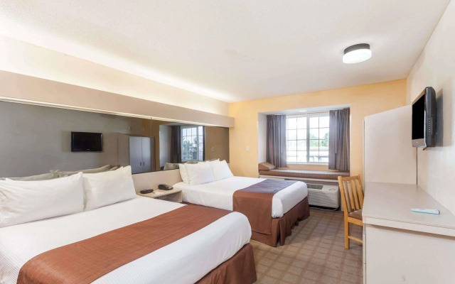 Microtel Inn & Suites by Wyndham Nashville