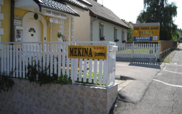 Mekina Guesthouse