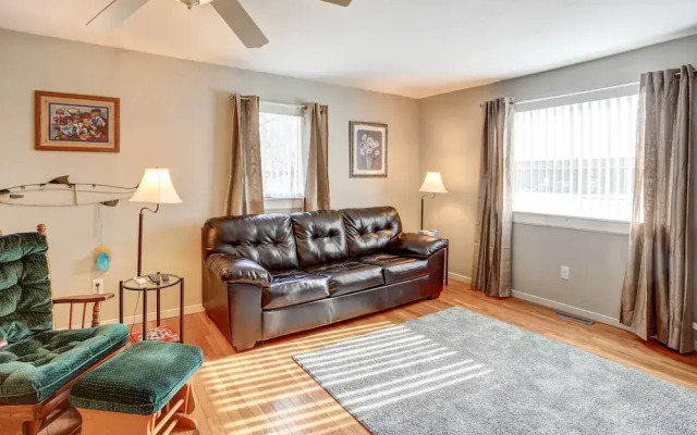Pierre Vacation Rental w/ Grill & Fenced Yard