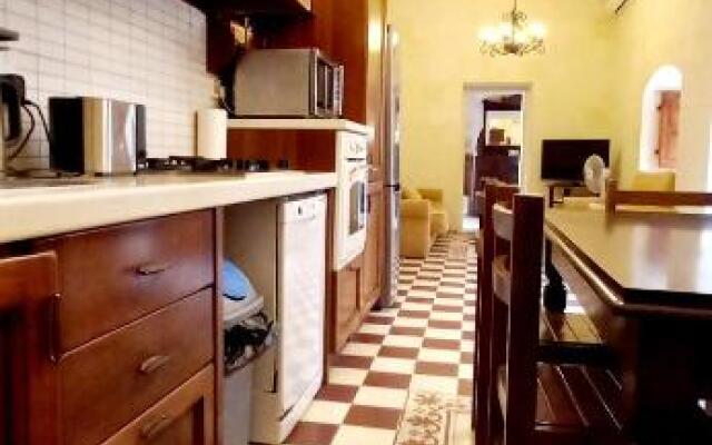 Ta Majsi farmhouse with indoor heated pool