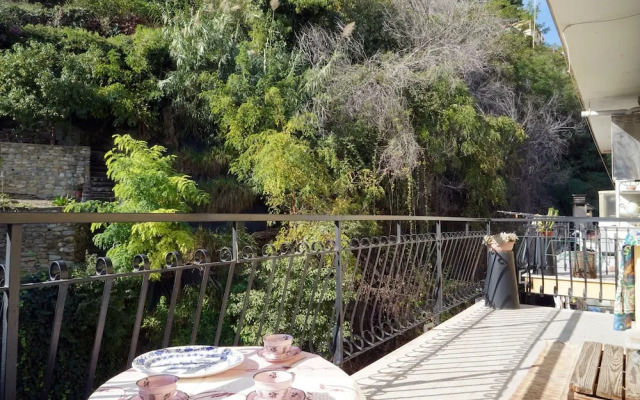 Balcony Flat Near the Center by Wonderful Italy