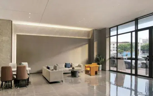 Yongli Huanpeng Hotel (Qiaotou Square)