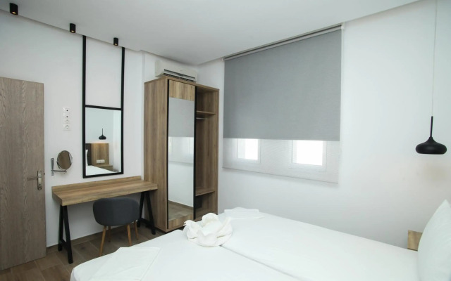 Naias Beach Hotel
