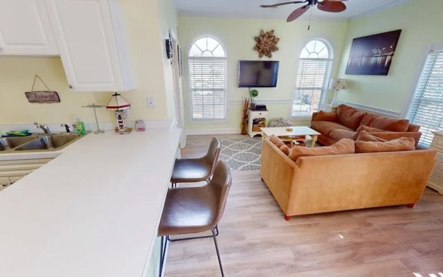 Magnolia Place 4695-205 1 Bedroom Condo