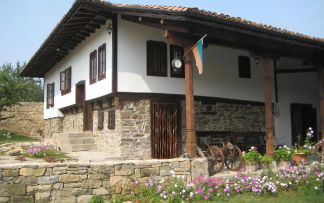 Beeva House