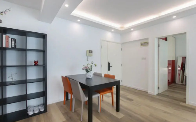 Tyms 2BR Apt Near ITC Xujiahui Line1 11